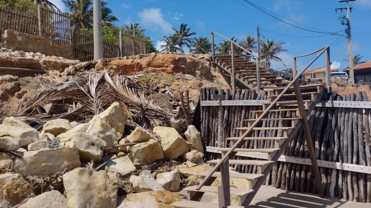 Praia de Peroba, uma das mais afetadas pela eroso em Icapu (CE)