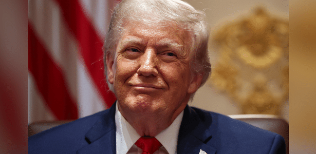 Cover image for Trump diz ter feito teste cognitivo em exame médico: 'Inteligência extrema'