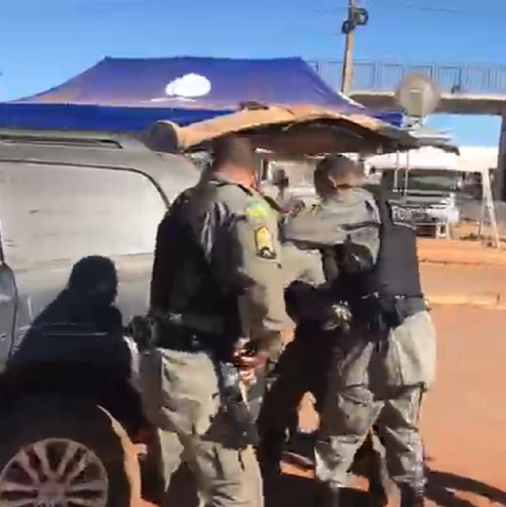 Lázaro Barbosa é morto em Goiás e policiais comemoram; veja vídeo