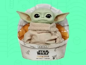 Sucesso em vendas, Baby Yoda está com desconto e sai por menos de R$ 200