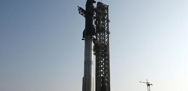 SpaceX prepara novo lançamento do megafoguete Starship após explosões