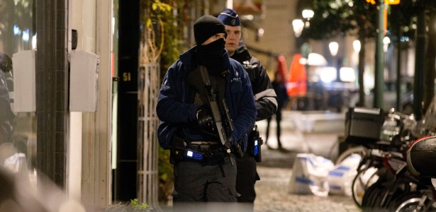 Operações antiterror na Bélgica terminam com 16 presos; suspeito de atentados em Paris não está no grupo - Virginia Mayo