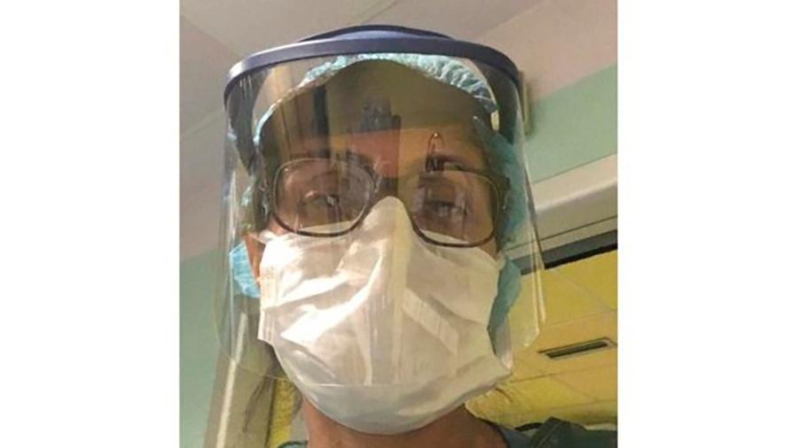 Enfermeira na Itália, brasileira Cláudia de Morais trabalha em hospital que agora só atende pacientes de covid-19 - Arquivo Pessoal