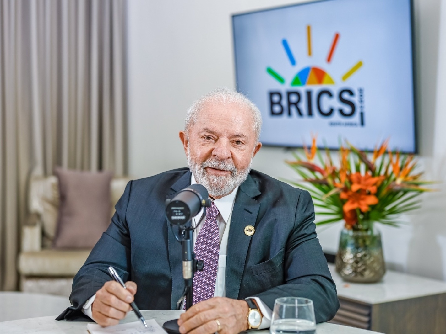 Brics: Lula ataca neocolonialismo verde e manda recado a países ricos