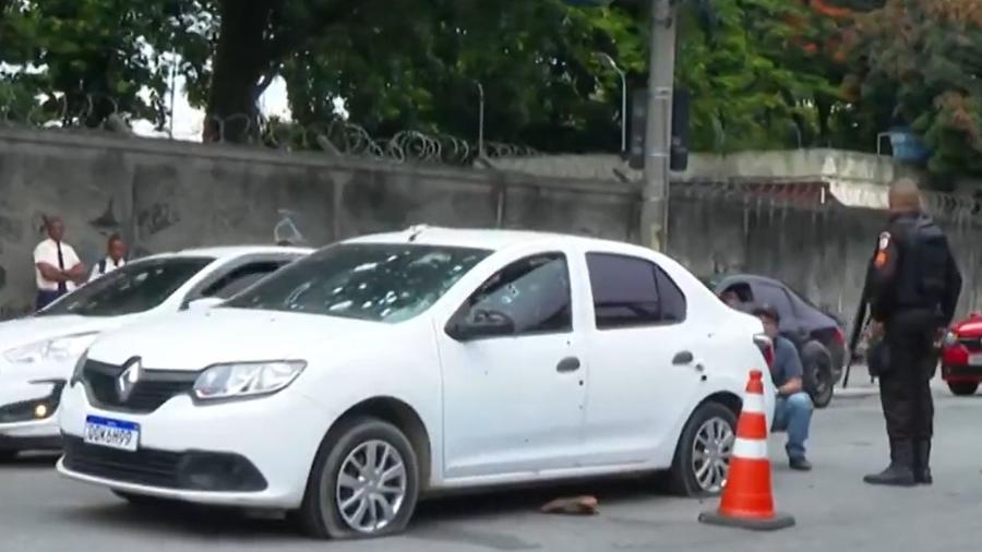 Carro foi alvejado na perseguição policial