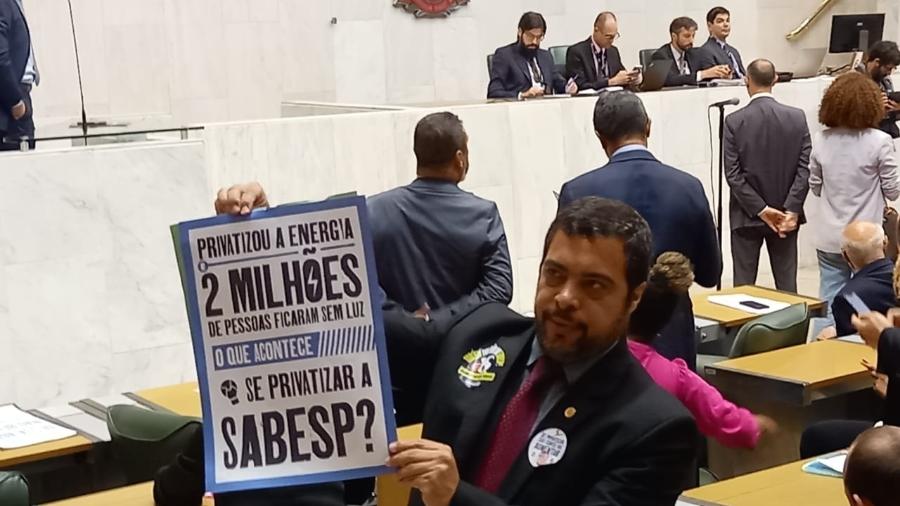Deputado Luiz Claudio Marcolino (PT), contra privatização da Sabesp