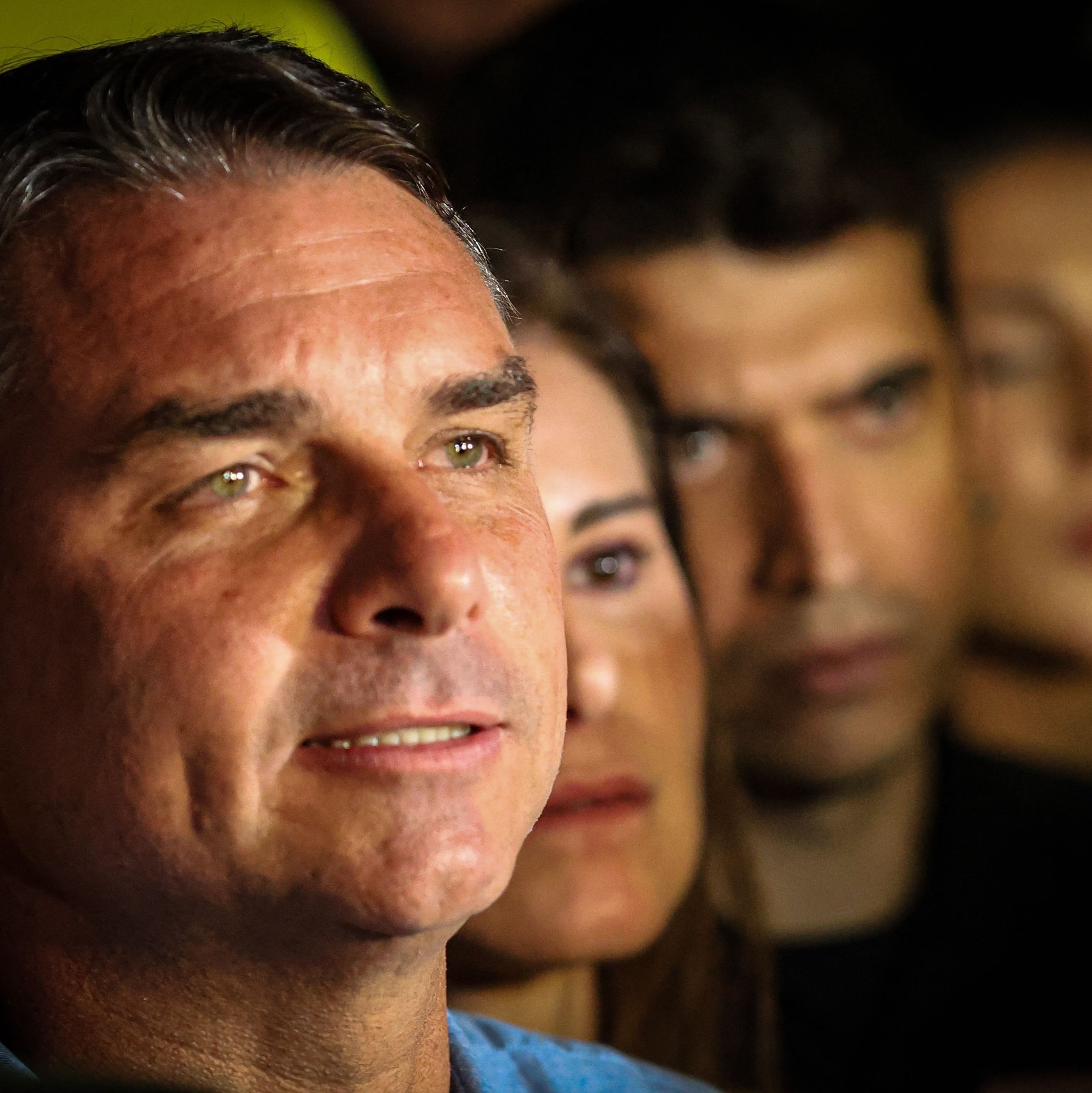 Toledo: proposta de Flávio Bolsonaro para ampliar mandato é 'um golpe'