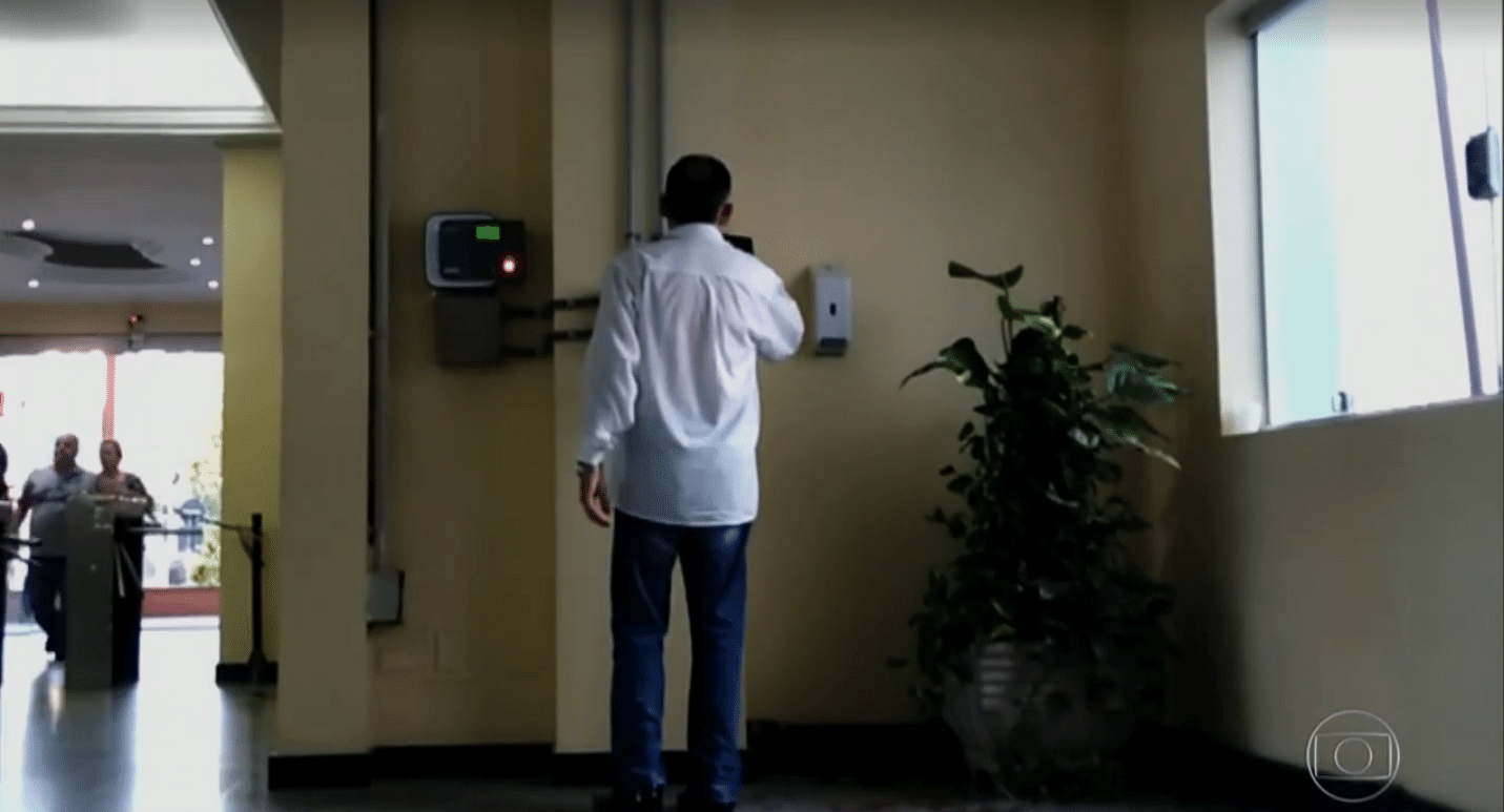 Mp Vai Investigar Medicos Que Supostamente Fraudavam Ponto Em Hospital De Sorocaba 08 01 2018 Uol Noticias