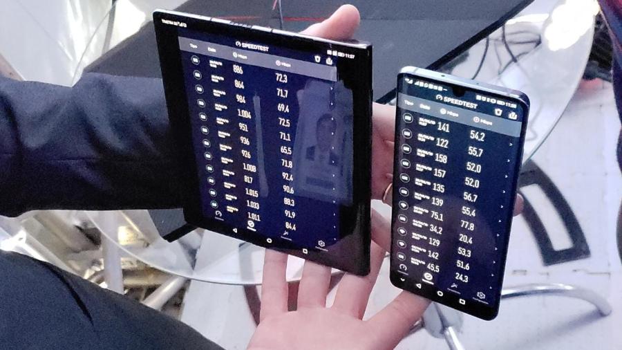 Teste compara velocidades de download e upload entre celulares conectados a rede 5G e 4G - Rodrigo Trindade/UOL