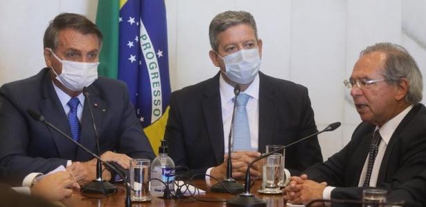 'Posto Ipiranga' virou loja de conveniência com teto furado e gasolina cara - 12/08/2021 - Vimarsana News