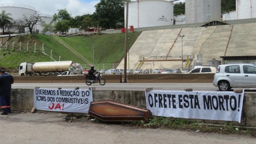 Em Minas Gerais, tanqueiros fazem greve contra a alíquota do ICMS sobre os combustíveis - Divulgação/Sindtanque-MG