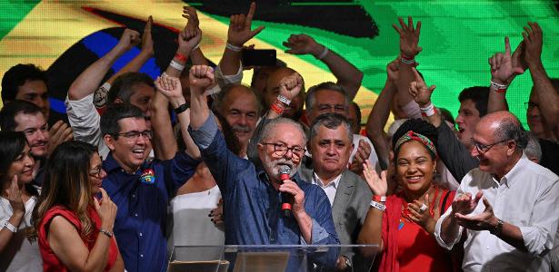 Lula discursa após ser eleito presidente pela terceira vez 