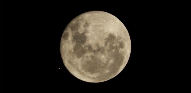 Qual é a fase da Lua hoje (16)? Veja calendário lunar de abril de 2026