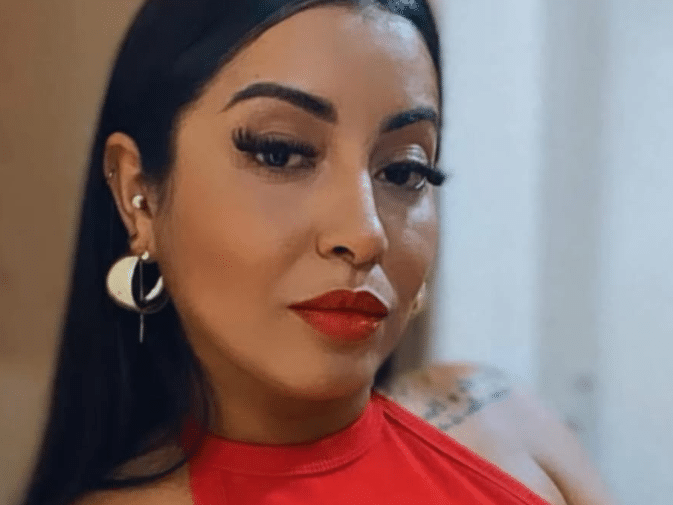 Mulher morta por uso de hidrogel aplicou em casa de amigo, diz família