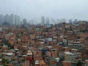 Desafios da comunicação nas favelas: alcance, confiança, identidade e valor