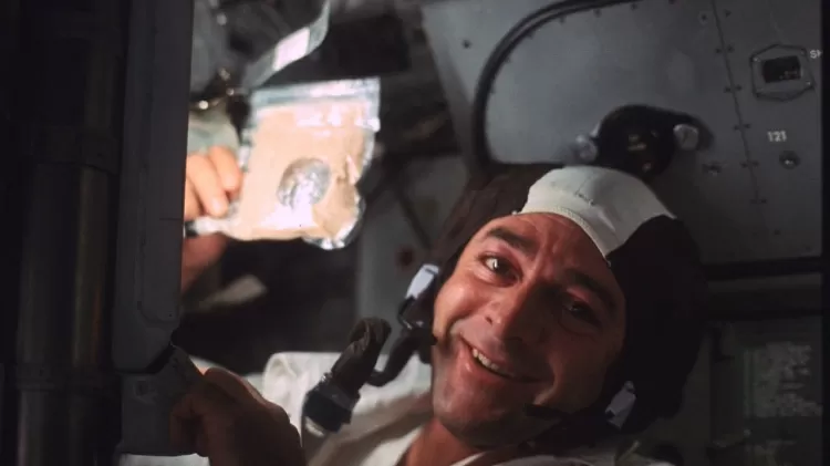 Para a Apollo 17, os menus alocavam cerca de 2.500 calorias por dia para cada astronauta - Divulgação/Nasa - Divulgação/Nasa