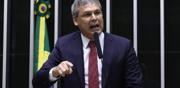 Isenção do IR será aprovada com mais de 400 votos, diz líder do PT