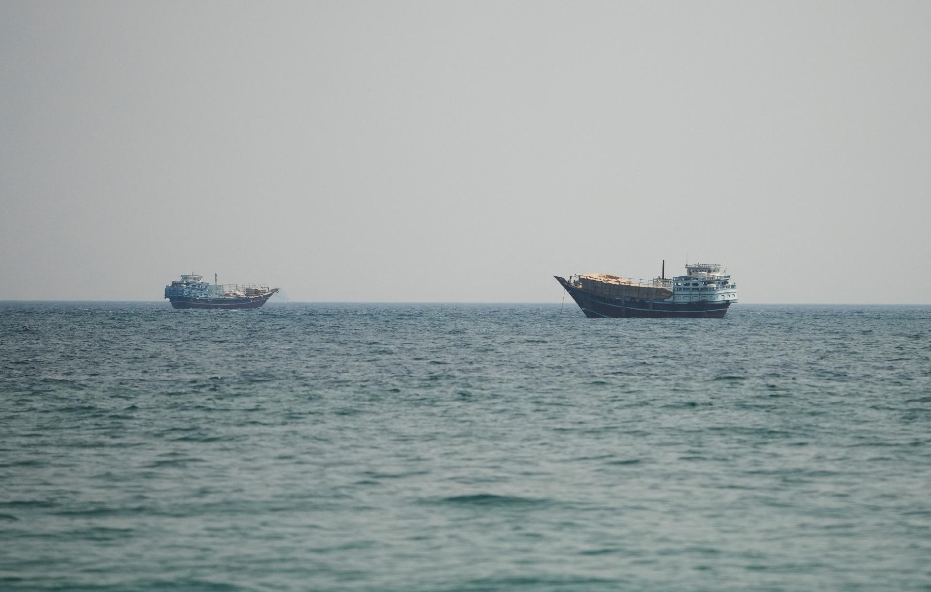 12.jul.2026 - Embarcações aguardam passagem após o fechamento do Estreito de Hormuz - undefined