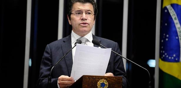 Que mal tem discutir?, diz autor de projeto para tirar título de N. Senhora