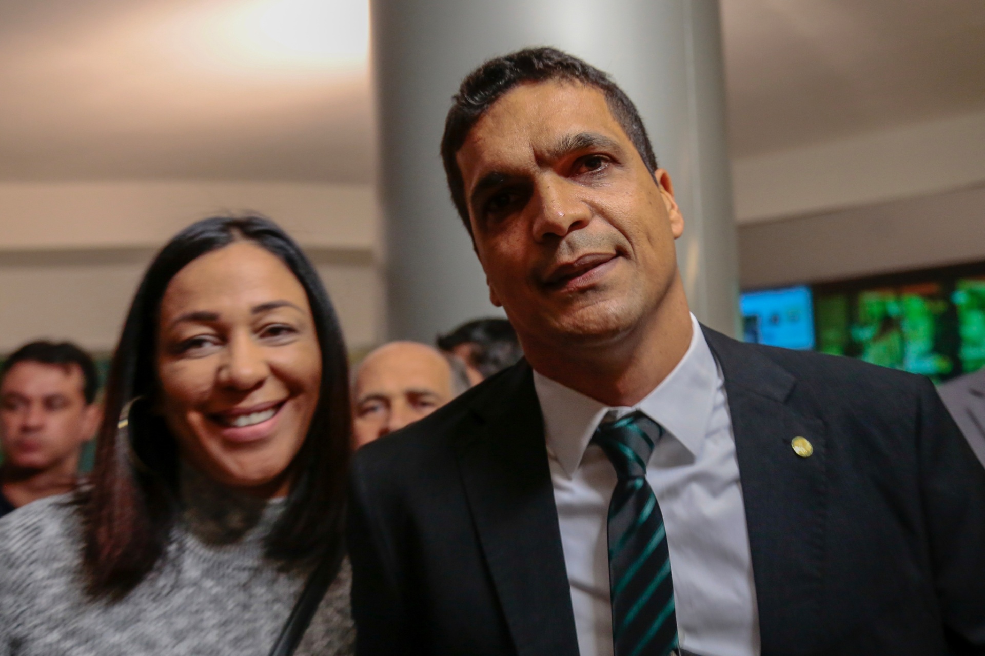Cabo Daciolo, candidato do Patriotas à presidência da república, chega ao Grupo Bandeirantes de Comunicacão para participar do debate entre os candidatos à presidência, na noite desta quinta-feira, 09. - ADRIANA SPACA/FRAMEPHOTO/ESTADÃO CONTEÚDO
