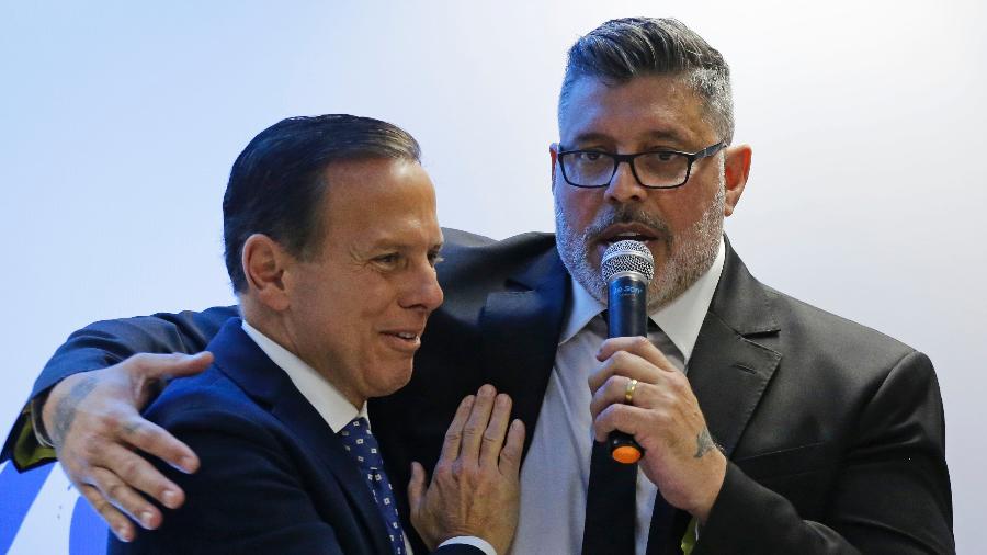 16.ago.2019 - Deputado federal Alexandre Frota abraça o governador João Doria ao ser anunciado no PSDB - NELSON ANTOINE/ESTADÃO CONTEÚDO