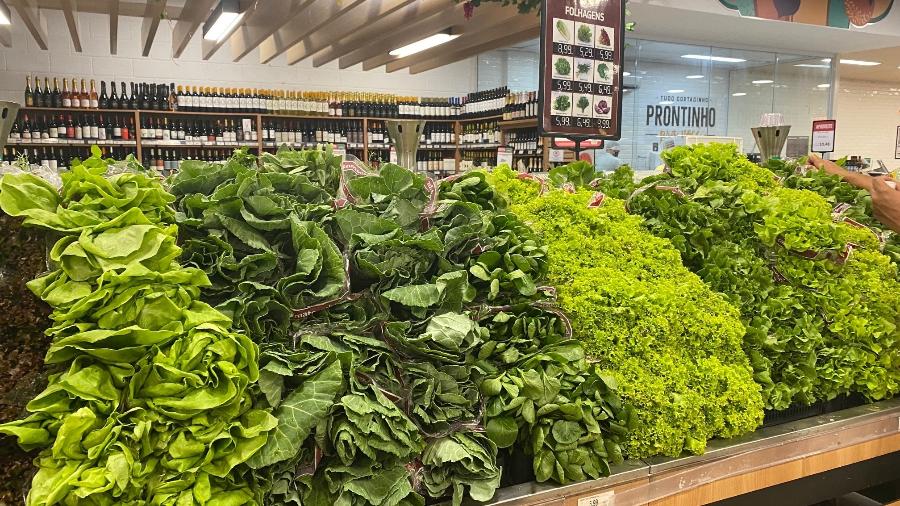 Verduras à venda em unidade do hortifrúti Natural da Terra, na zona sul de São Paulo - Getty Images