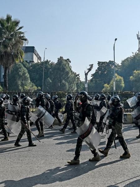 Protesto a favor da liberação de Imran Khan deixou mortes no Paquistão - Aamir Qureshi/AFP