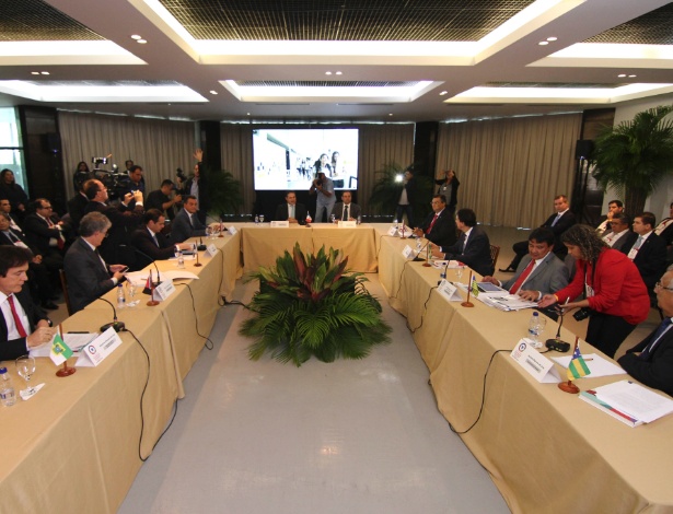 Governadores dos Estados do Nordeste se reúnem em Maceió para elaborar uma carta ao governo interino de Michel Temer - Alisson Frazão/Brazil Photo Press/Estadão Conteúdo