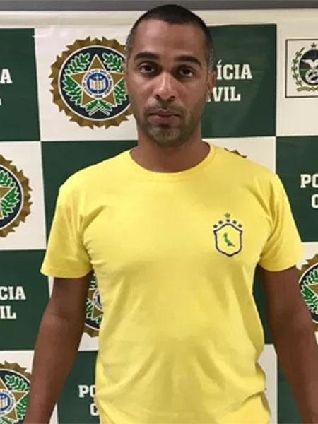 Gustavo Cardoso Rosa preso suspeito de agredir a mulher em São João do Meriti (RJ) - Crédito: Reprodução/TV Globo