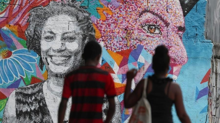 Homenagens à vereadora assassinada Marielle Franco no Rio de Janeiro; ainda não está esclarecido quem seria o mandante do crime - Sergio Moraes/Reuters
