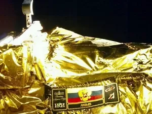 Fiasco da Rússia: sonda russa Luna-25 colide com superfície da Lua