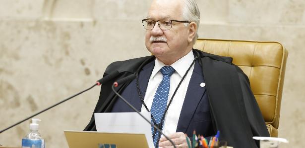 Pró-governo diz que Fachin ganha tempo ao cancelar sessões em meio à crise no STF