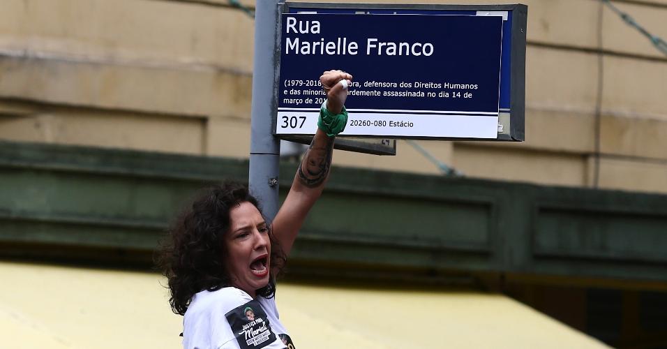 Mil placas em homenagem a Marielle Franco
