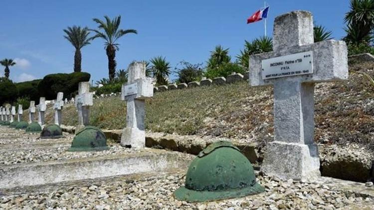 Soldados africanos chegaram a formar dois terços do exército francês em 1944 - Getty Images - Getty Images