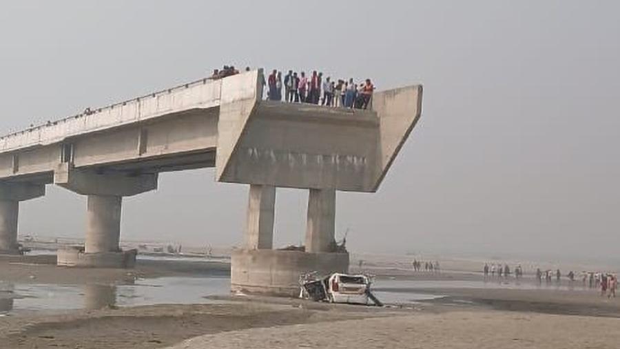 Três pessoas morreram após despencarem de uma ponte inacabada