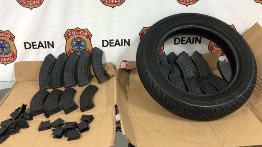 Agentes federais apuraram que Araújo despachava armas dos EUA ao Brasil pelos Correios em rodas de pneus - Arte/UOL