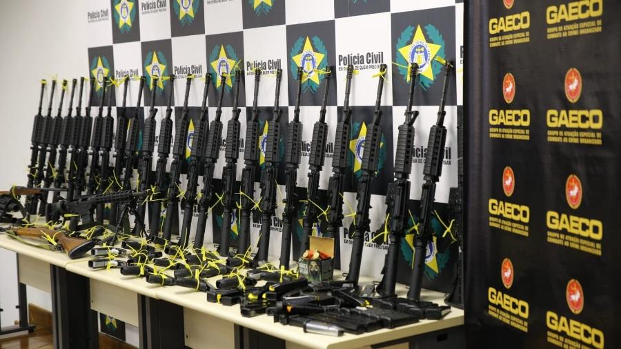 Fuzis apreendidos vieram de colecionador de armas para o tráfico - Divulgação/ MP-RJ