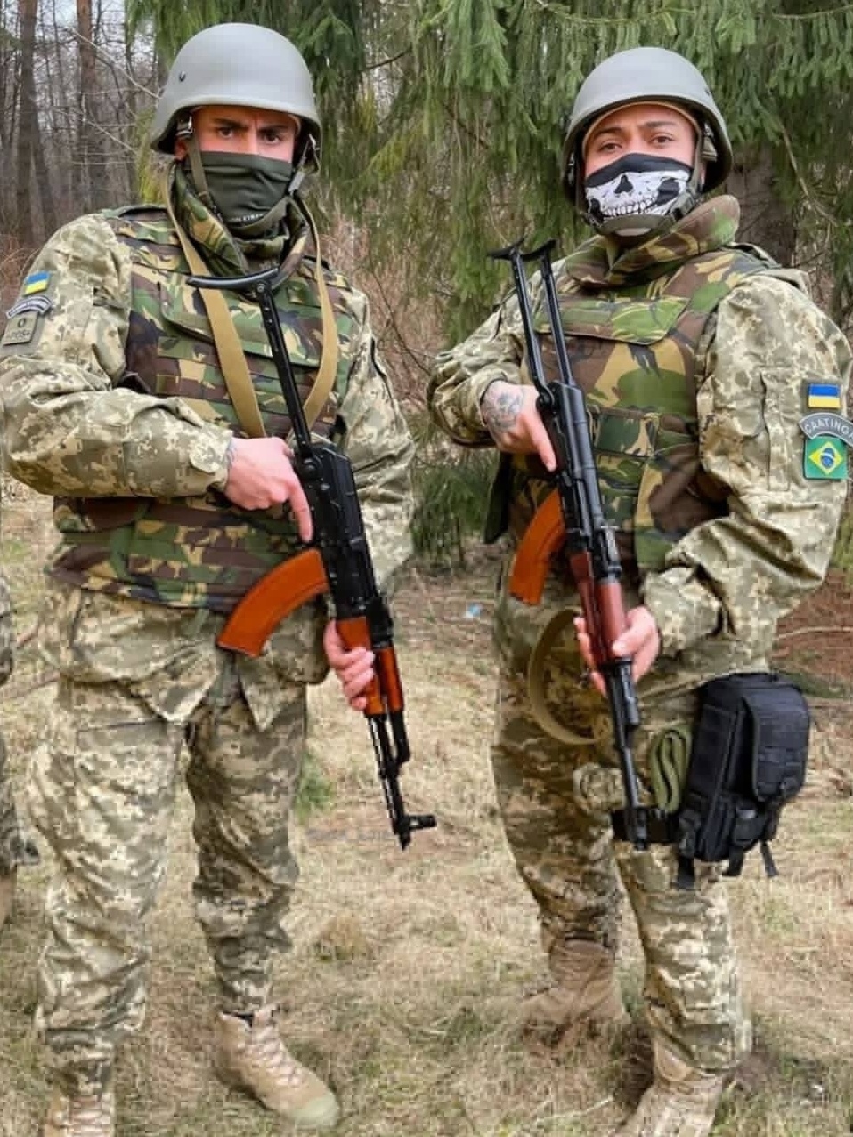 À CNN, brasileiro relata que militares usavam roupas do exército