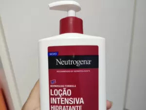 Loção corporal promete hidratação imediata por R$ 70; Veja opiniões