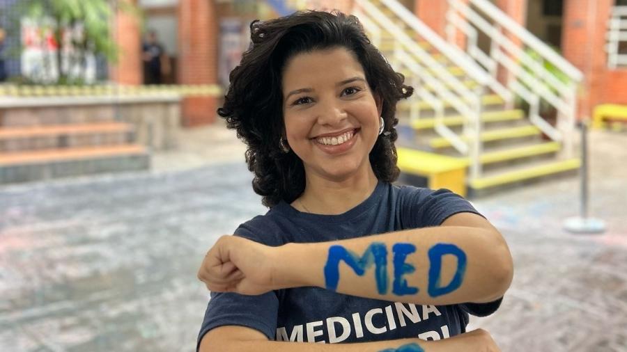 Mariana Costa, 36, recém-aprovada em medicina