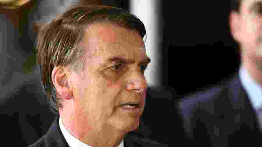 Resultado de imagem para 'Conte conosco', diz Bolsonaro a ministro italiano sobre extradição de Battisti