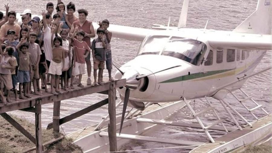 Avião da Asas de Socorro, entidade missionária fundada em 1955 e que oferece cursos para formar mecânicos e pilotos dedicados "à causa do evangelismo nas aldeias" - Divulgação/Asas do Socorro
