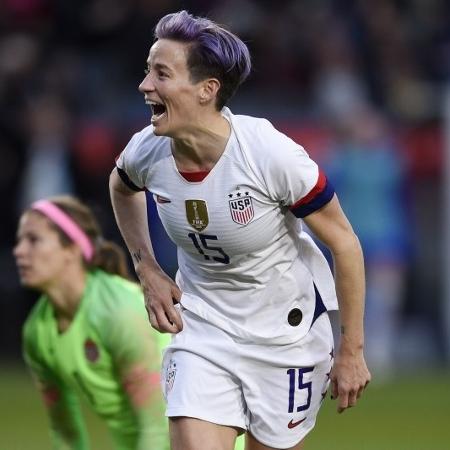 Megan Rapinoe comemora gol marcado contra o Canadá durante pré-olímpico de futebol feminino - 