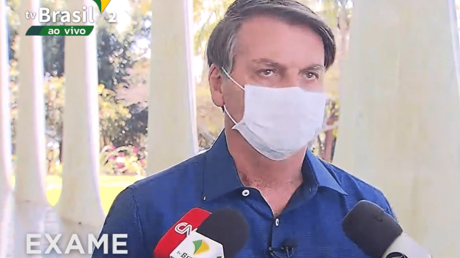 O presidente Jair Bolsonaro informa resultado de teste do coronavírus - Reprodução/TV Brasil