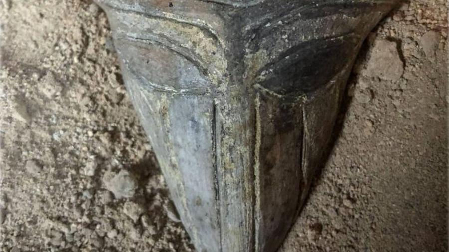 Máscara de 6 mil anos, contendo traços humanos e de animais  - Reprodução/Bulgarian National Radio