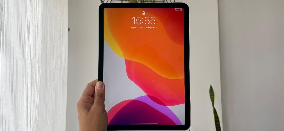 iPad Air 4ª geração foi lançado pela Apple em setembro de 2020 - Bruna Souza Cruz/Tilt