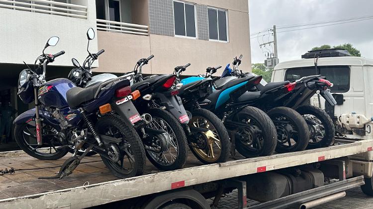 Motos apreendidas; Bruno começou a fazer sucesso nas redes com vídeos de manobras