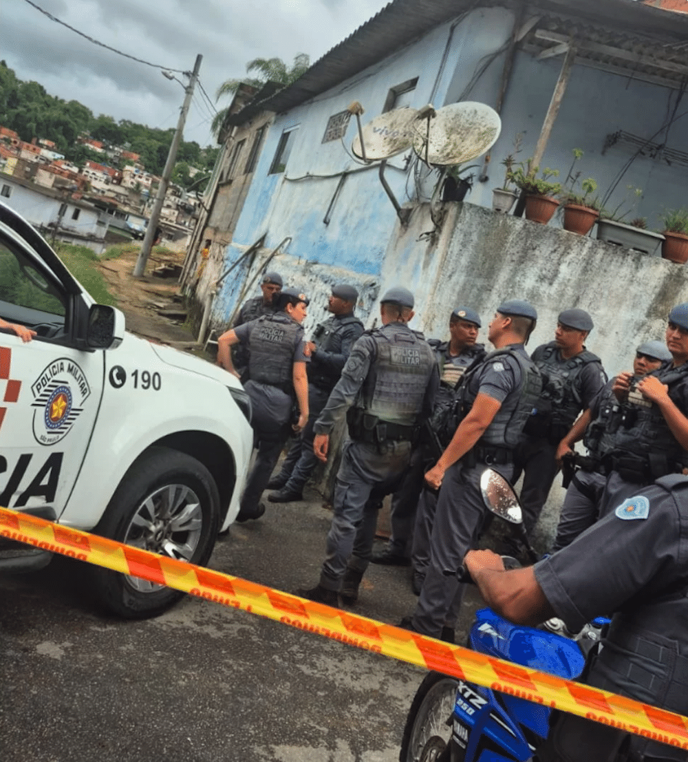 Durante a operação, os PMs se depararam com bandidos armados, que abriram fogo; três foram mortos pela polícia - undefined
