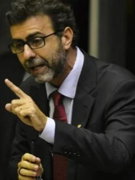 Marcelo Freixo (PSOL-RJ), deputado federal: ele aponta que adiamento de operação em razão de pleito caracteriza também fraude eleitoral - Foto: Valter Campanato/Agência Brasil