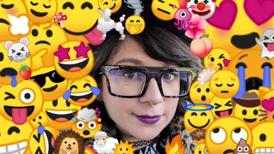 Jennifer Daniel, diretora de emojis do Google e do subcomitê de emojis do Unicode - Reprodução